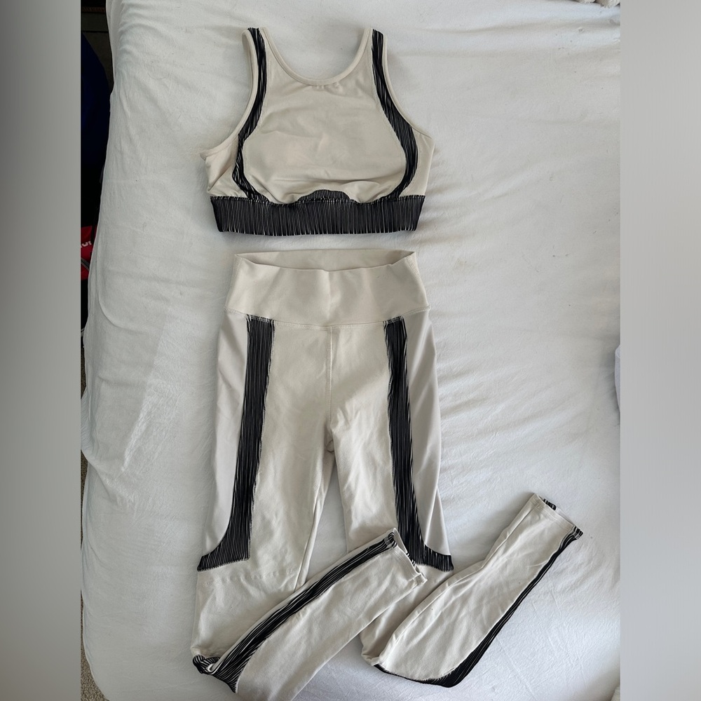 ALO WORK OUT SET